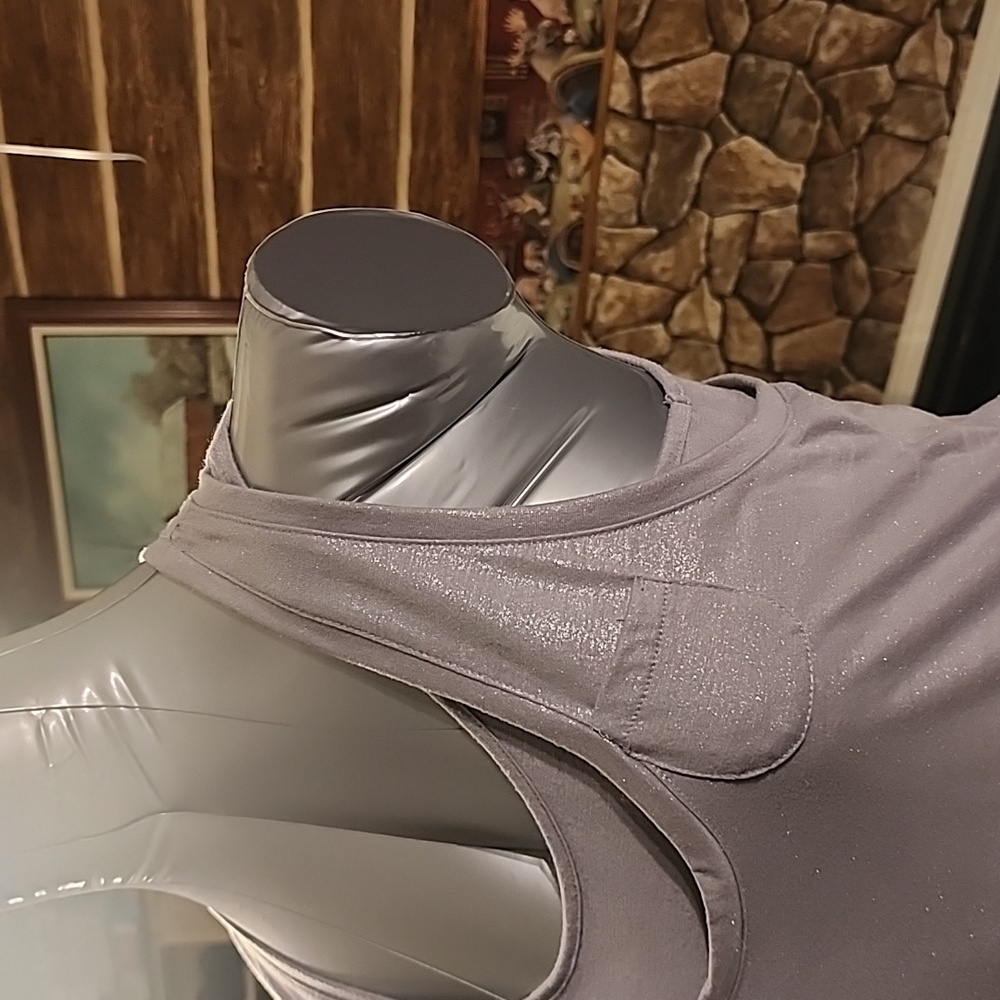 Layered Tank top - Picture 2 of 7